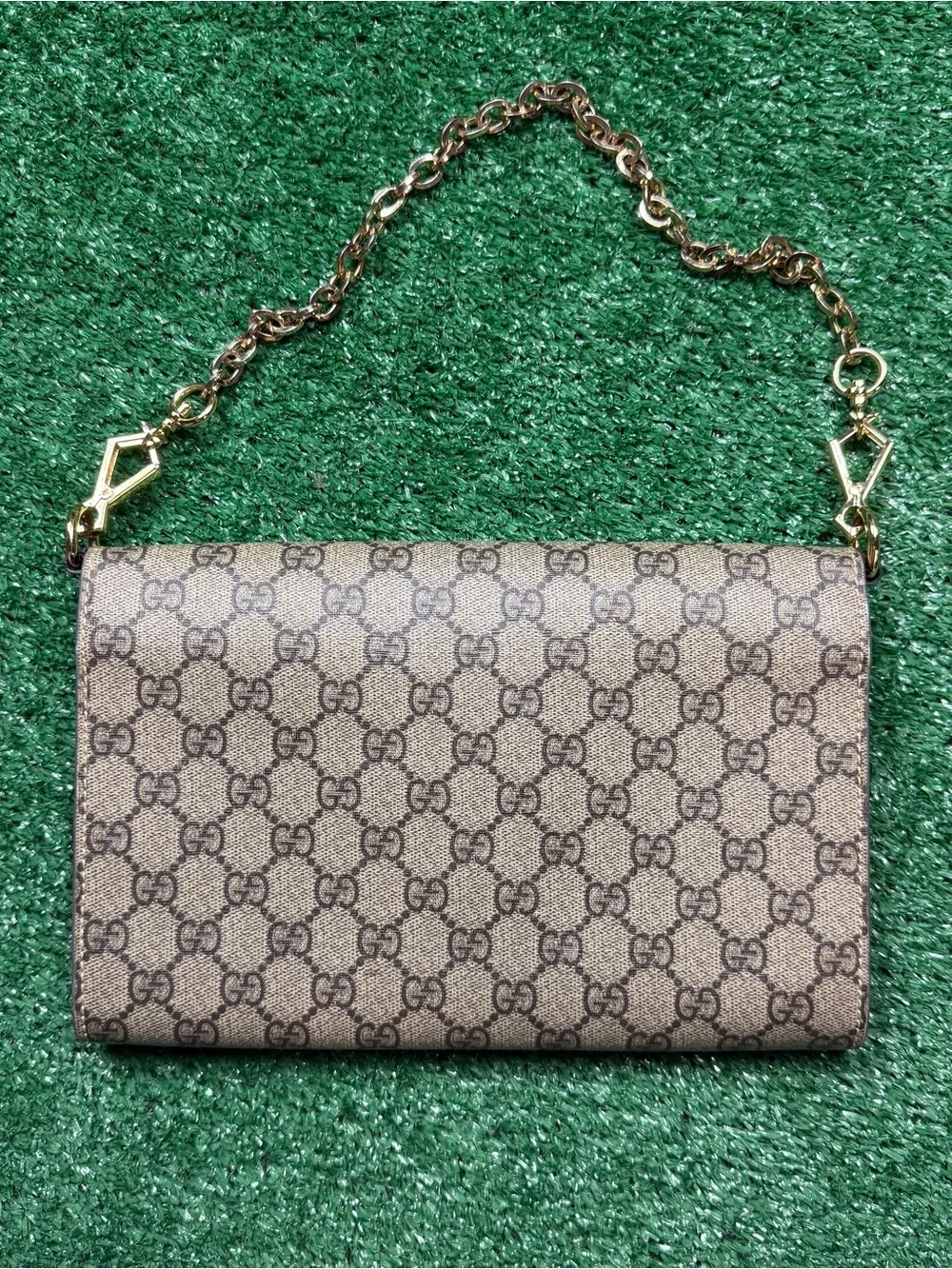Gucci Beige/Brown GG Supreme Chain Shoulder Clutch